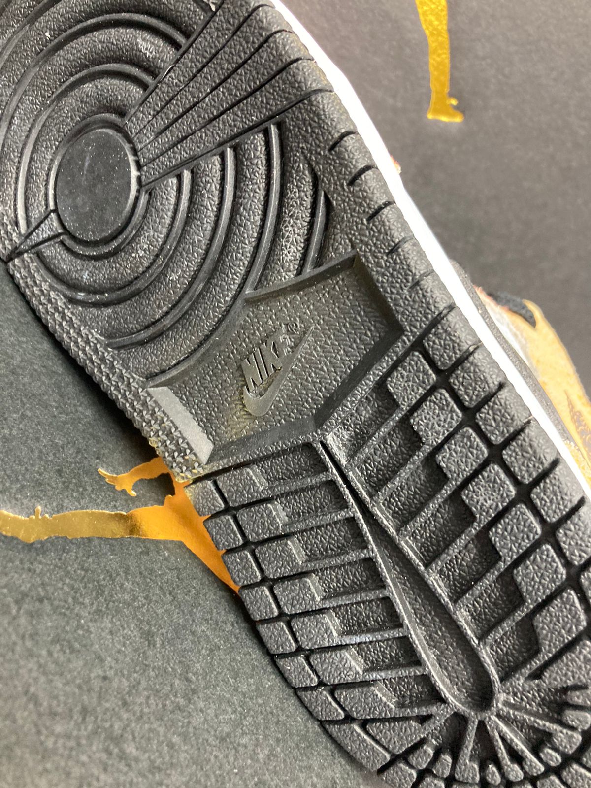 Air Jordan 1 Mid SE TD 'Flight Club'