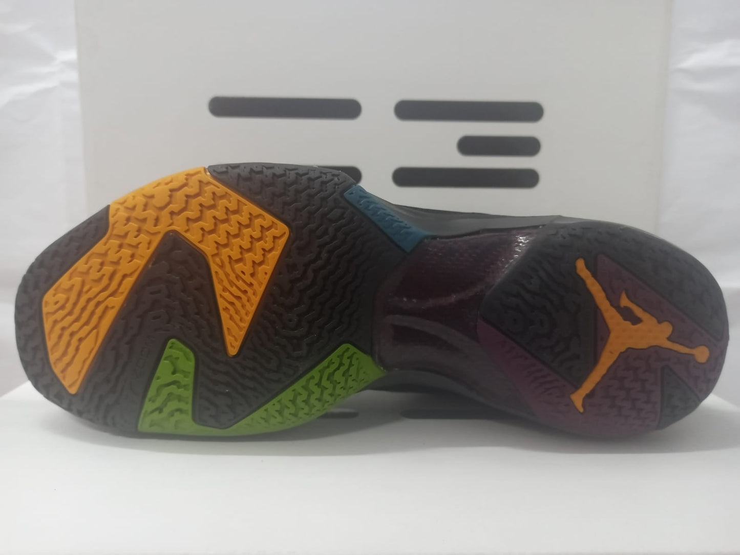 Air Jordan 37 'Bordeaux'