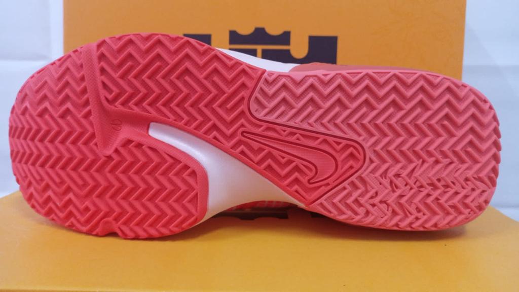 Nike LeBron Witness 7 'Bright Crimson'