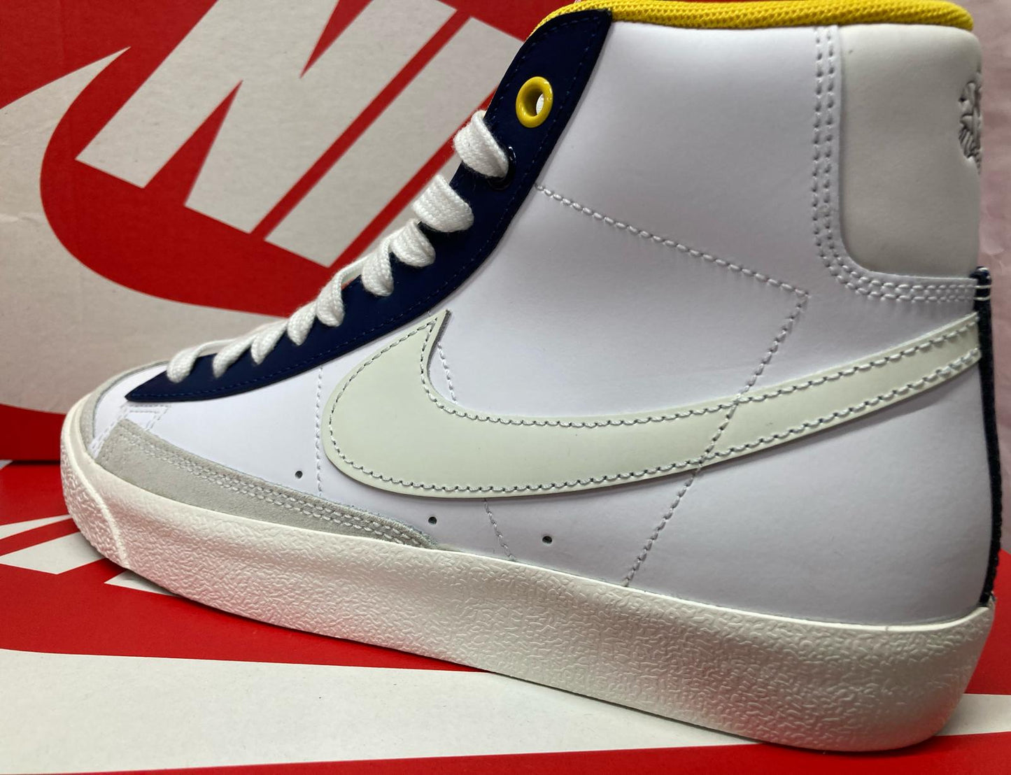 Nike Blazer Mid '77 GS 'UV Reactive'