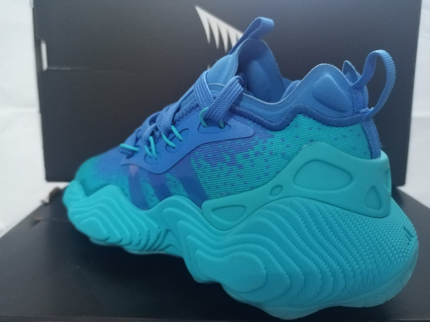Adidas Trae Young 3 J 'Lucid Cyan'
