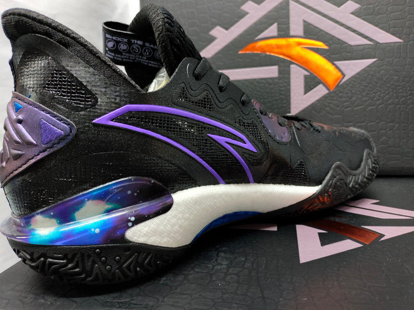 Anta Kyrie Shock Wave 5 'Dark Matter'