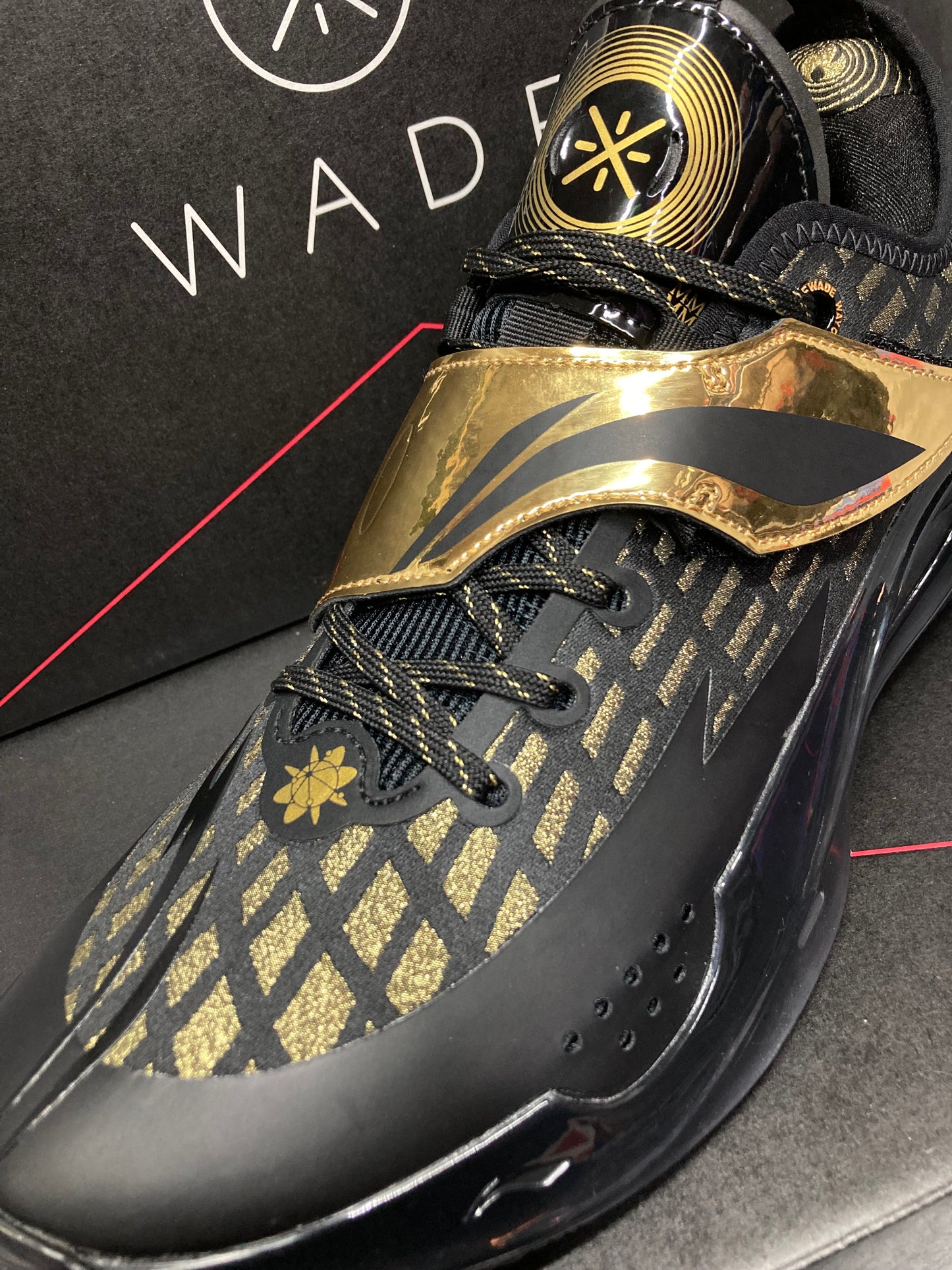 Li-Ning Men WADE 808 2 On Court