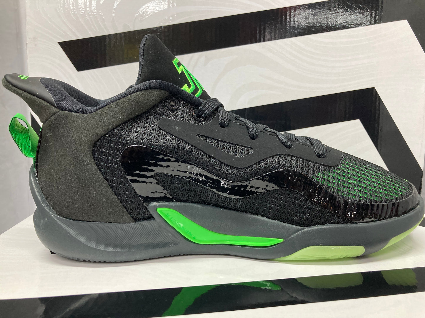 Jordan Tatum 1 GS 'Black Green Strike'