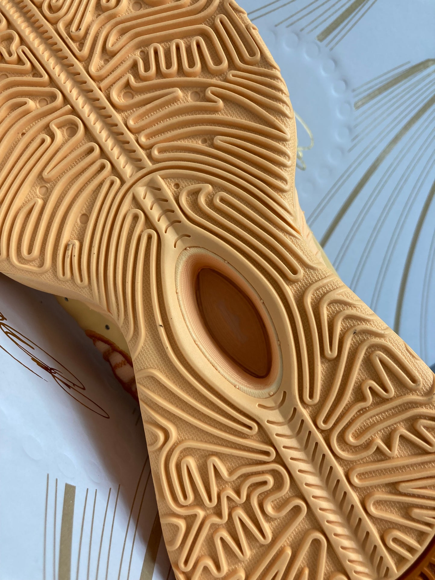 Nike LeBron 21 'Dragon Pearl'