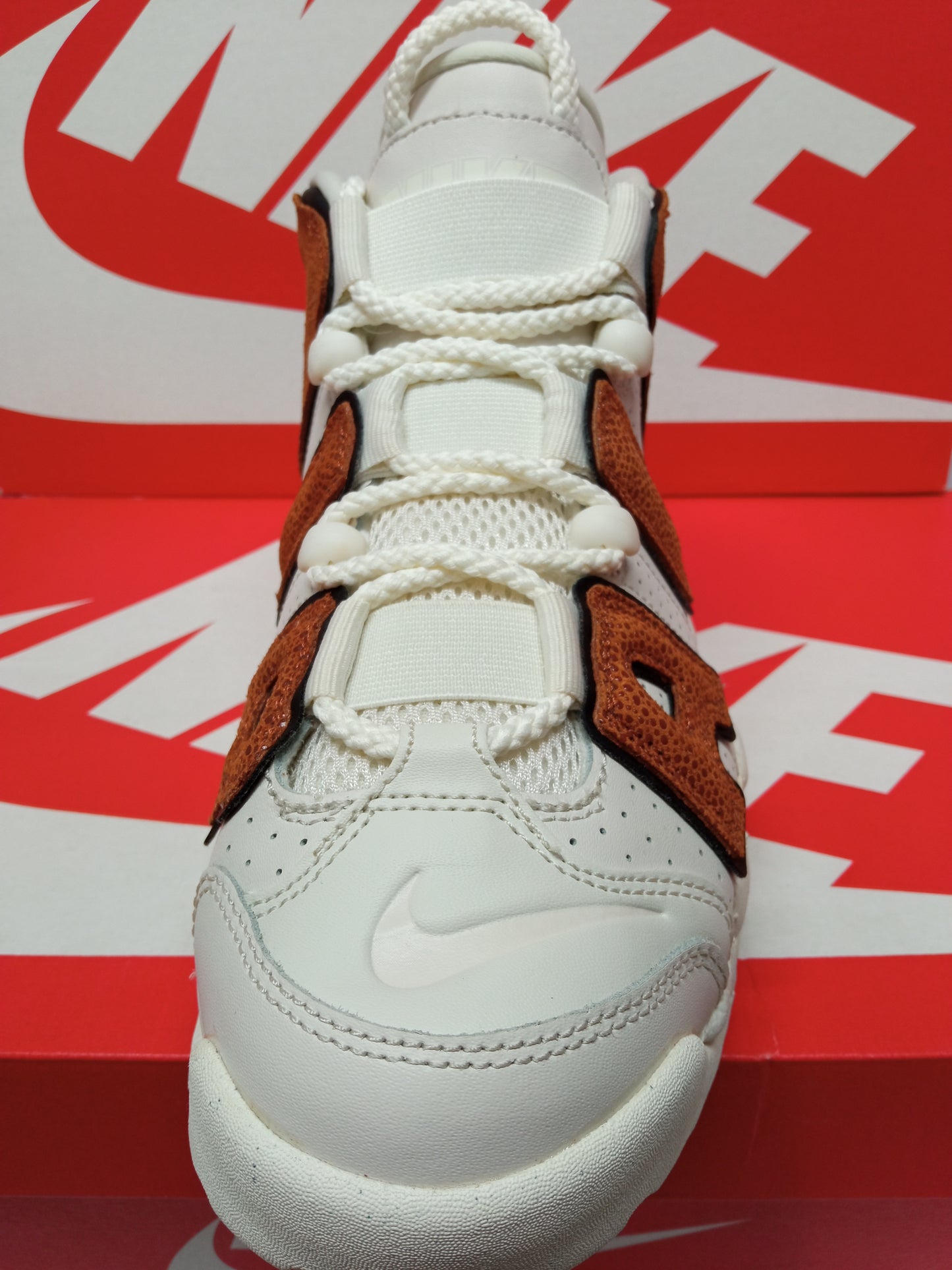 Nike Air More Uptempo 'Basketball Leather'