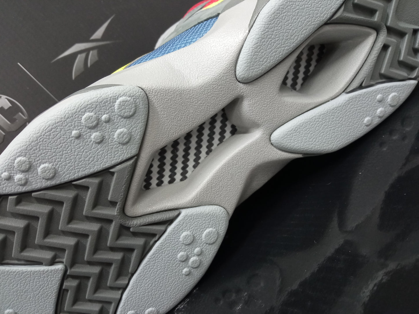 Reebok Shaq Attaq 'Man of Steel' x DC Comics