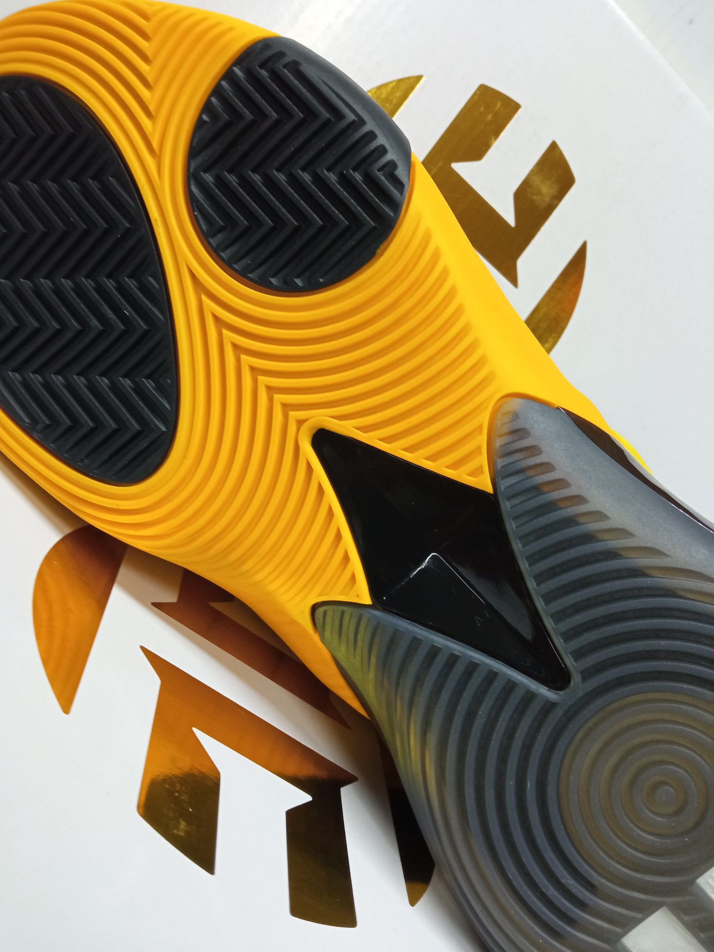 Adidas Harden Vol. 7 'Crew Yellow'