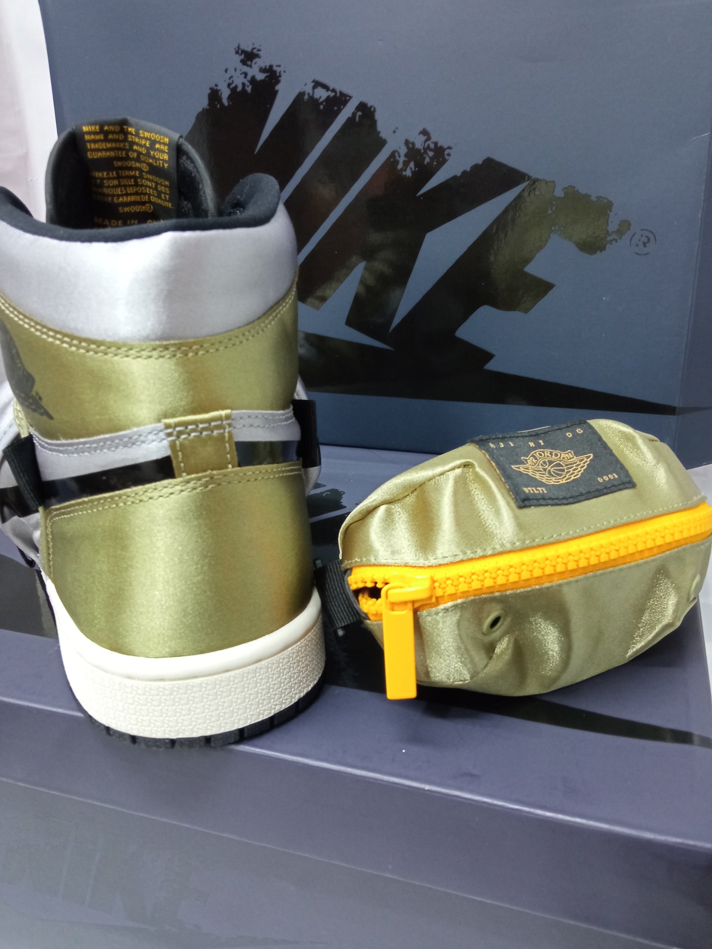 Air Jordan 1 Retro High Utility 'Oliva neutral'