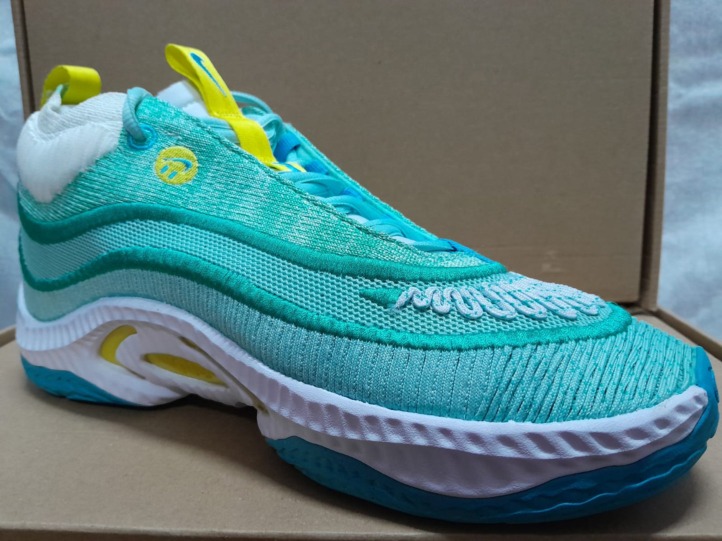 Nike'Cosmic Unity 3 'Joy'