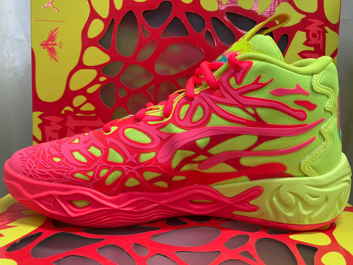 Puma laMelo MB.04 '1Love'