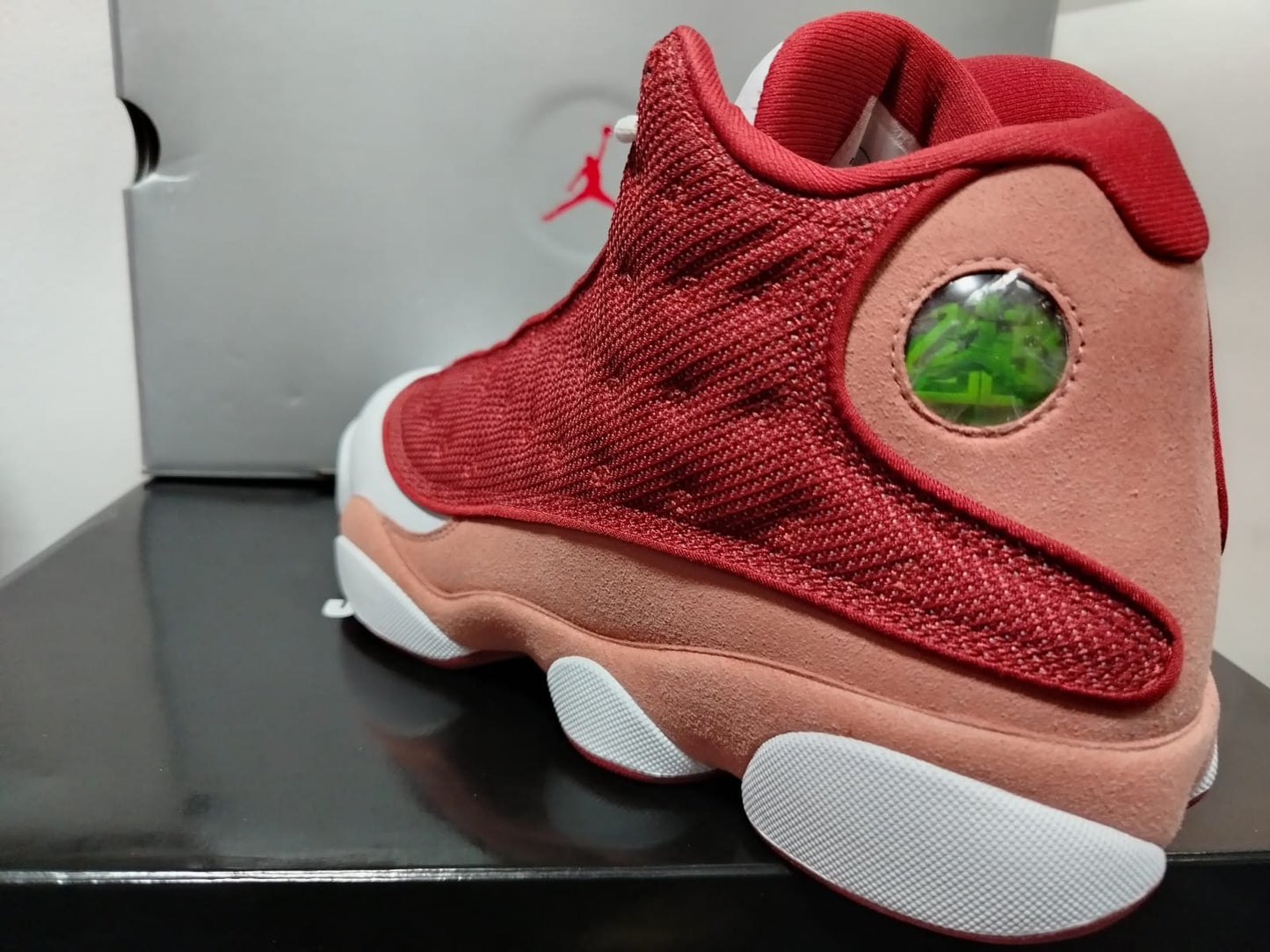 Air Jordan 13 Retro «Dune Red»