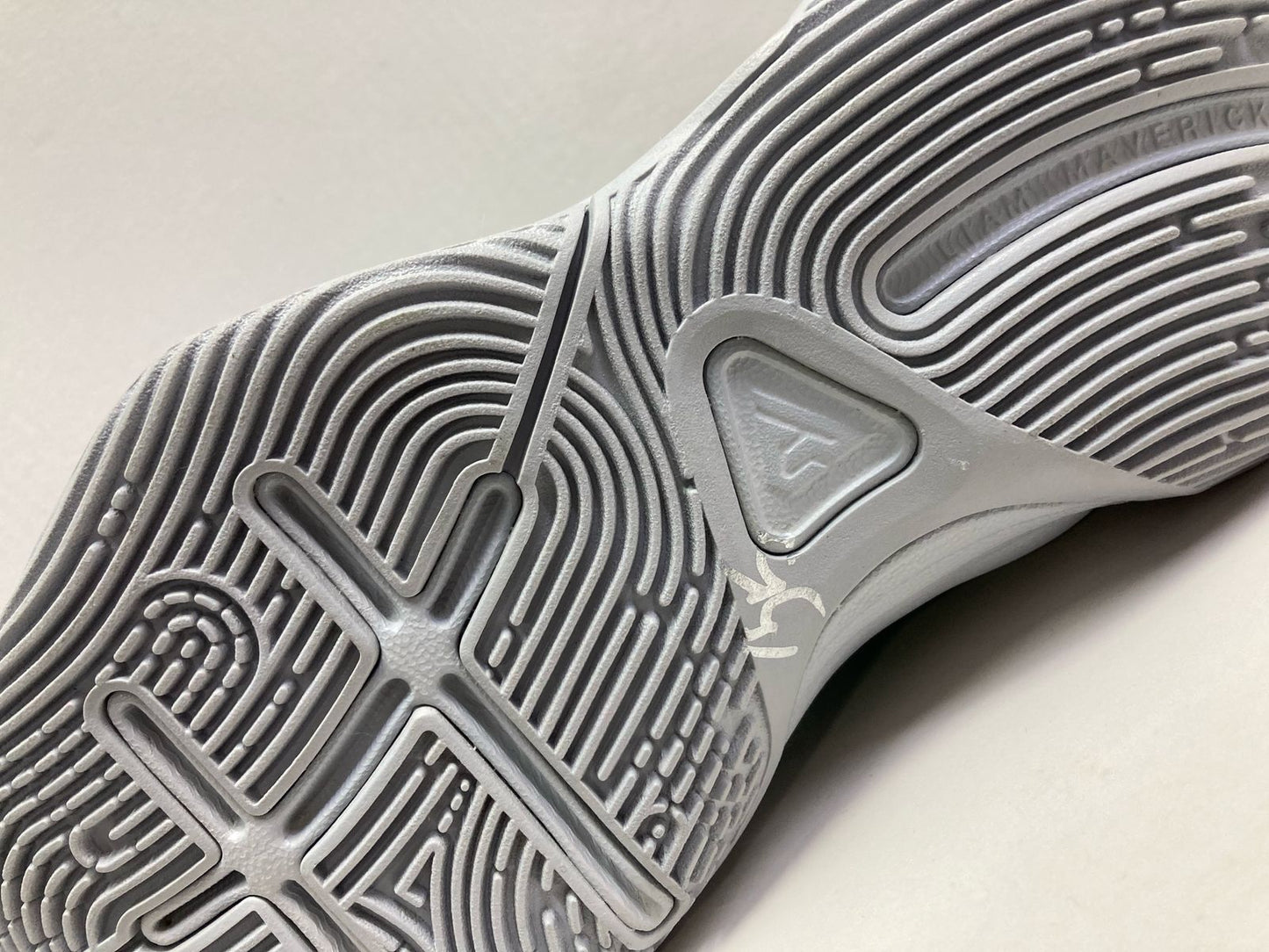 Giannis Immortality 4 GS 'Smoke Grey Stadium Green'