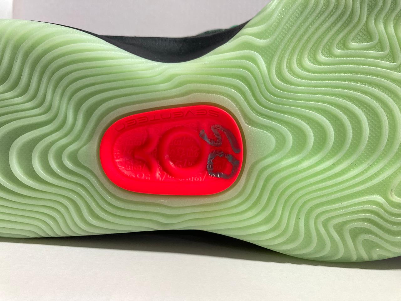 Nike KD 17 'Easy Money Sniper'