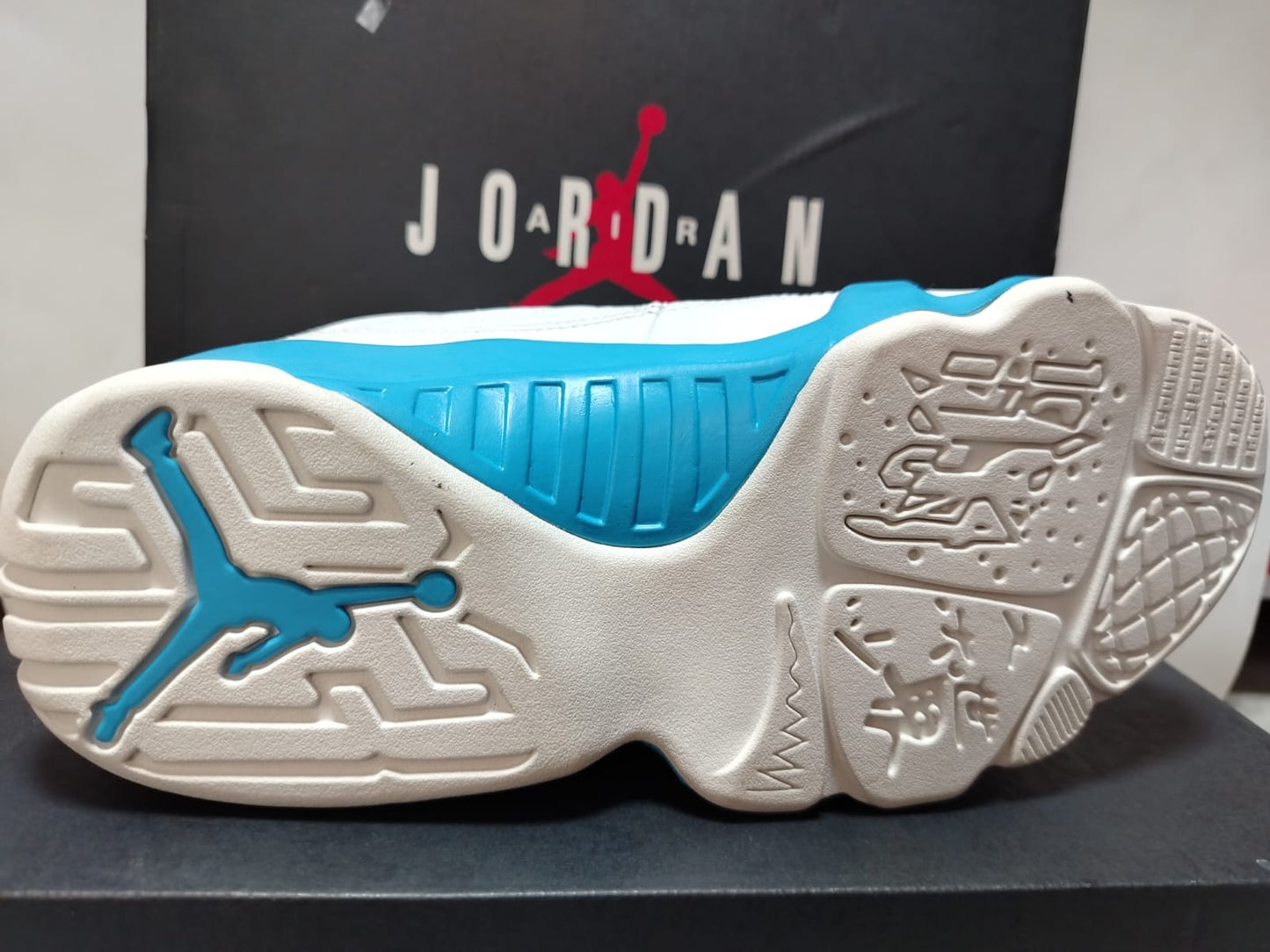 Jordan 9 Retro Powder Blue