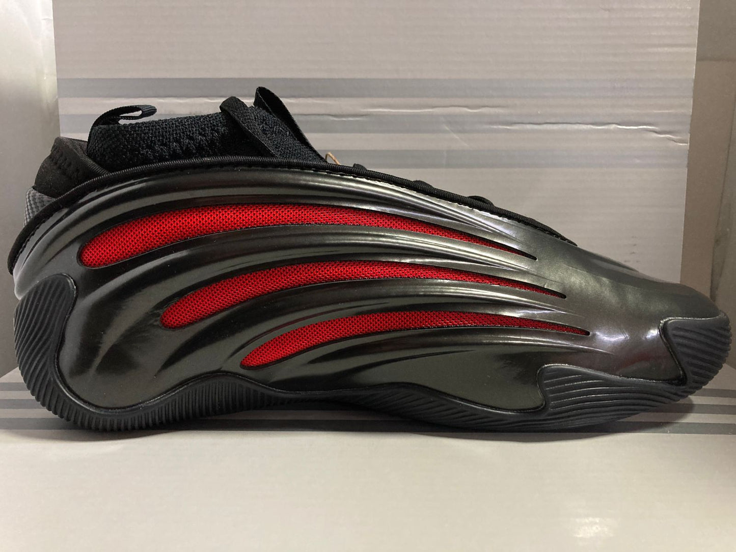Harden Vol. 9 'Hellcat'