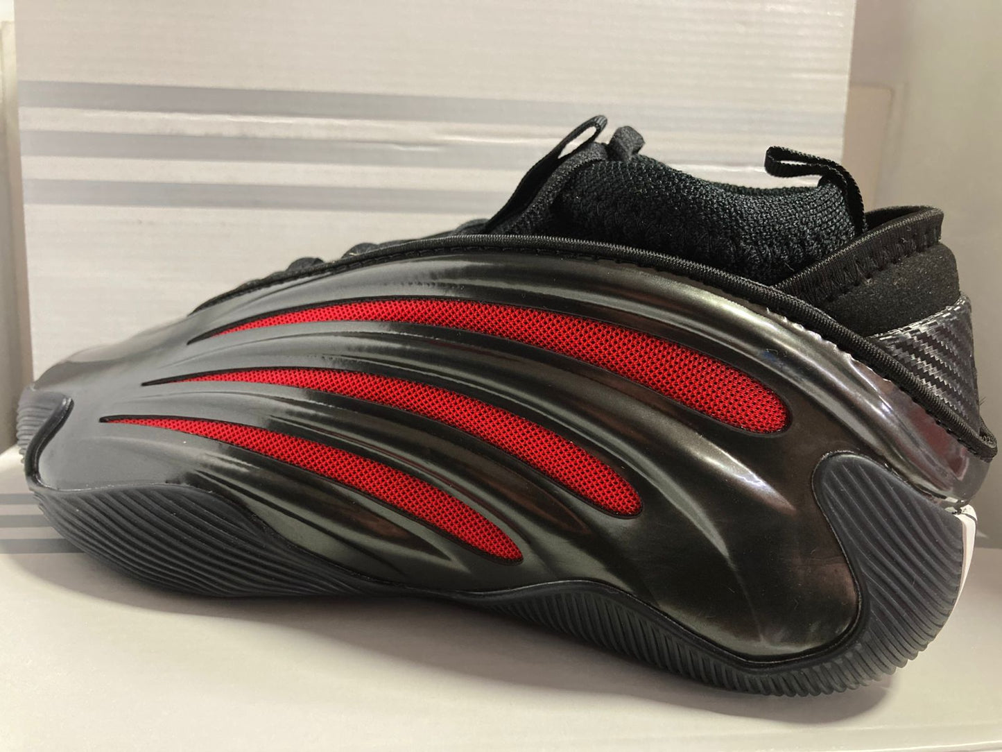 Harden Vol. 9 'Hellcat'
