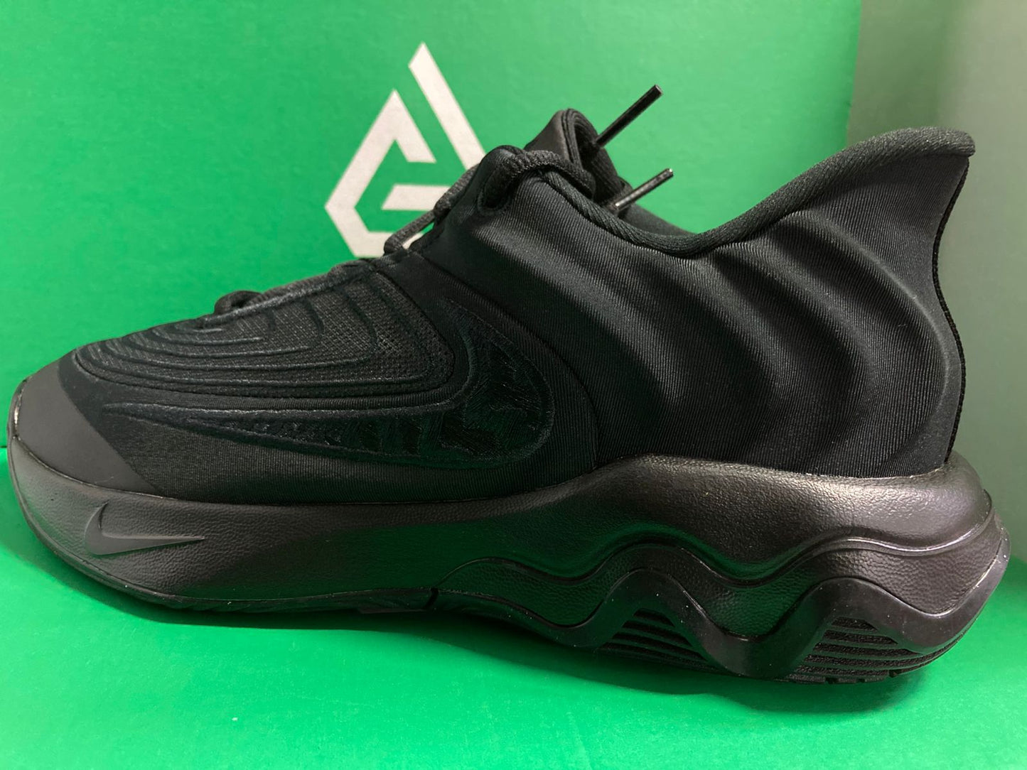 Giannis Immortality 4 'Triple Black'