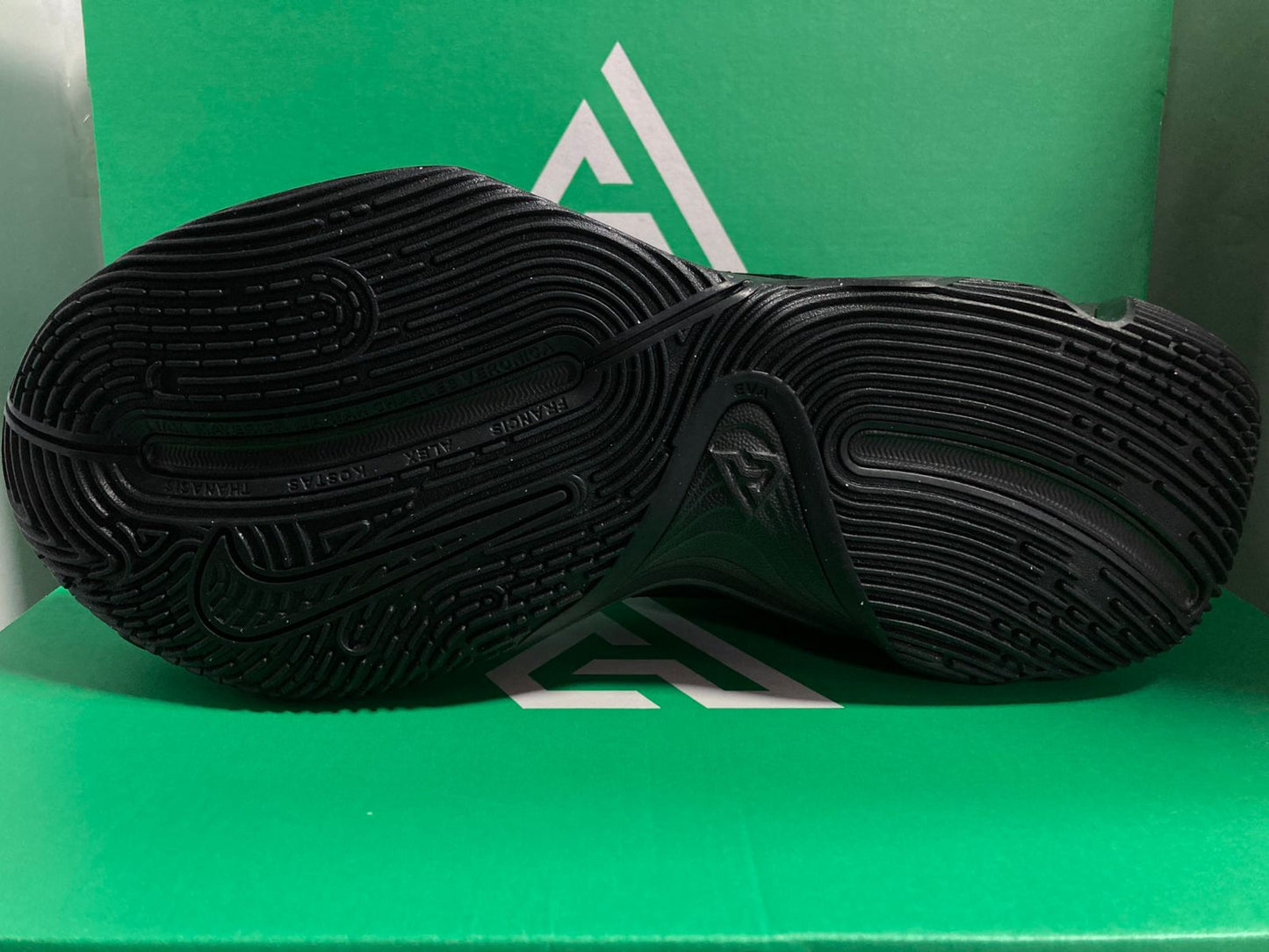 Giannis Immortality 4 'Triple Black'