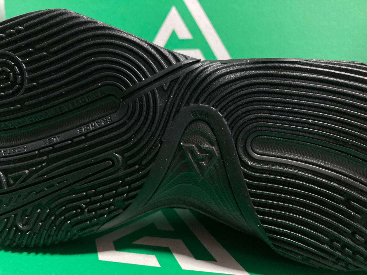 Giannis Immortality 4 'Triple Black'