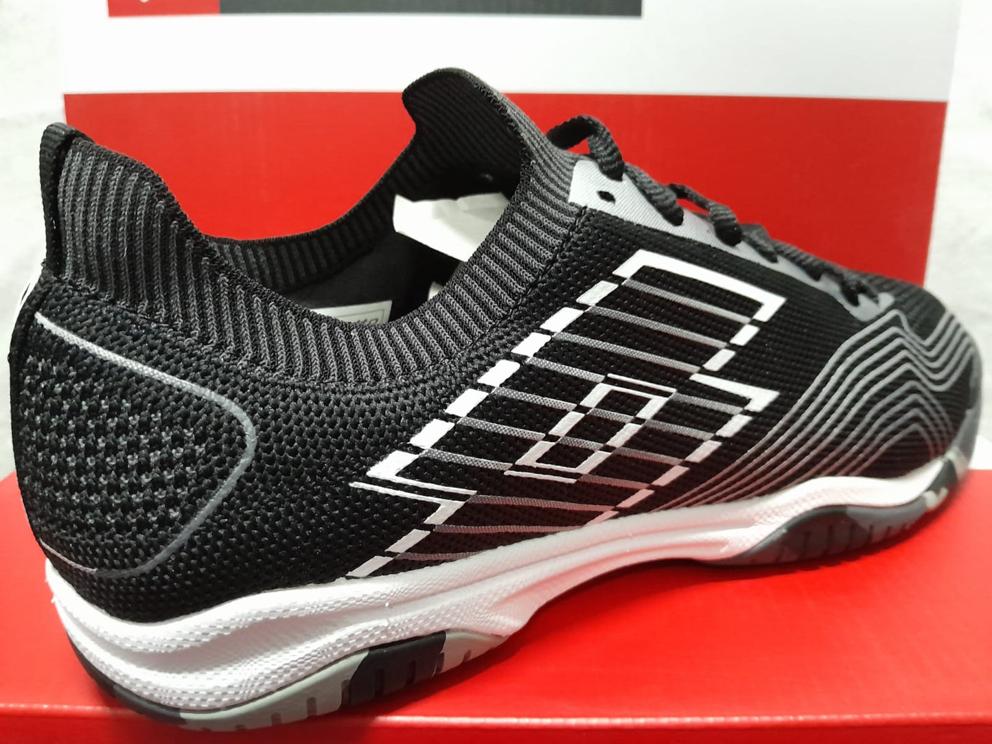 Lotto Tacto 250 Indor
