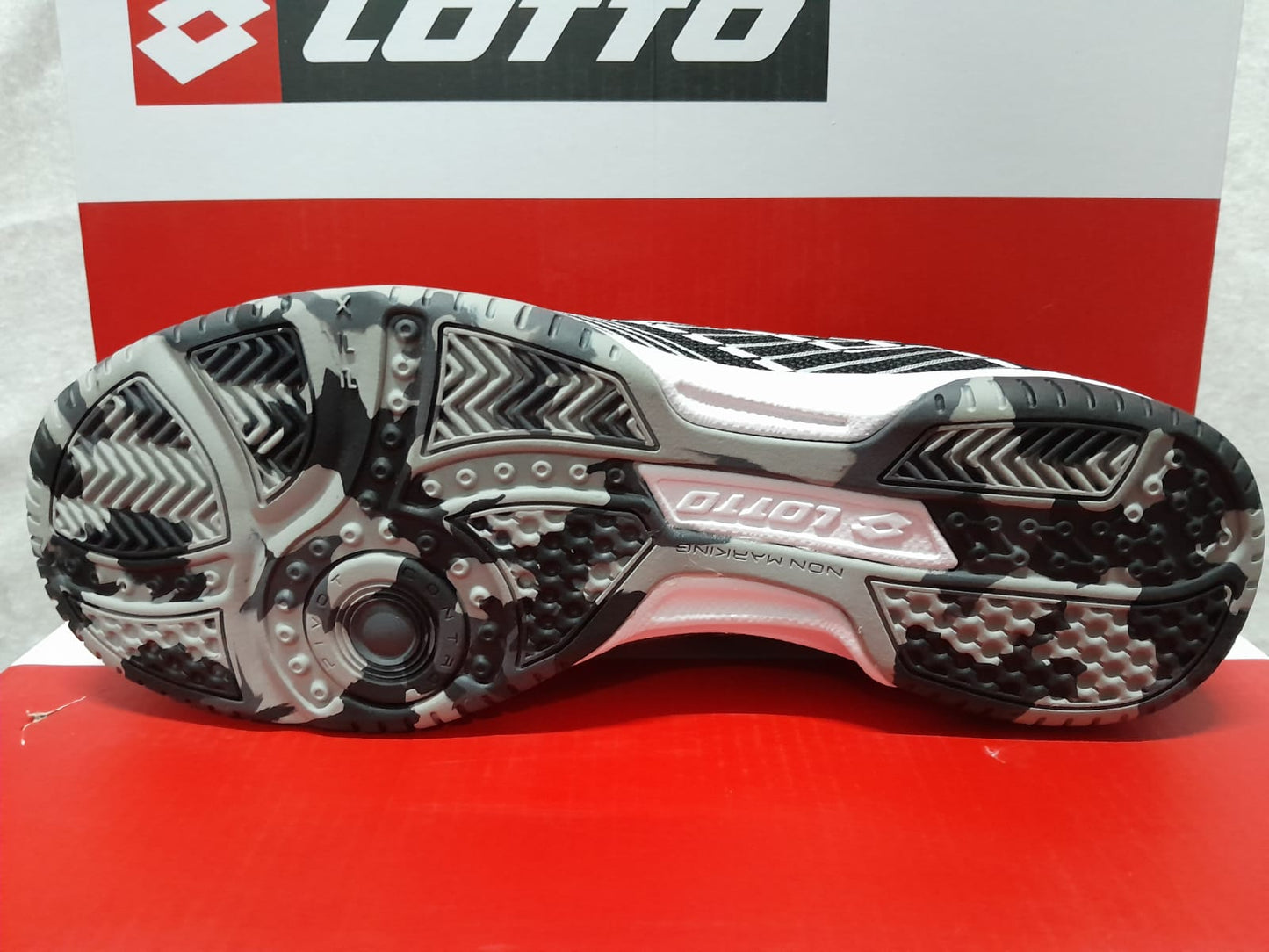 Lotto Tacto 250 Indor