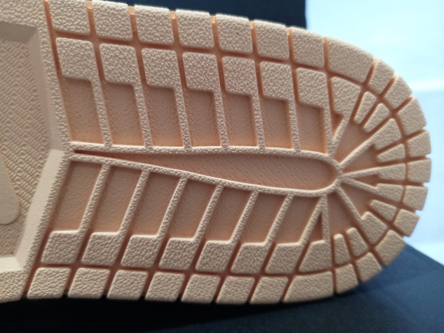 Air Jordan 1 Mid 'Aquatone'