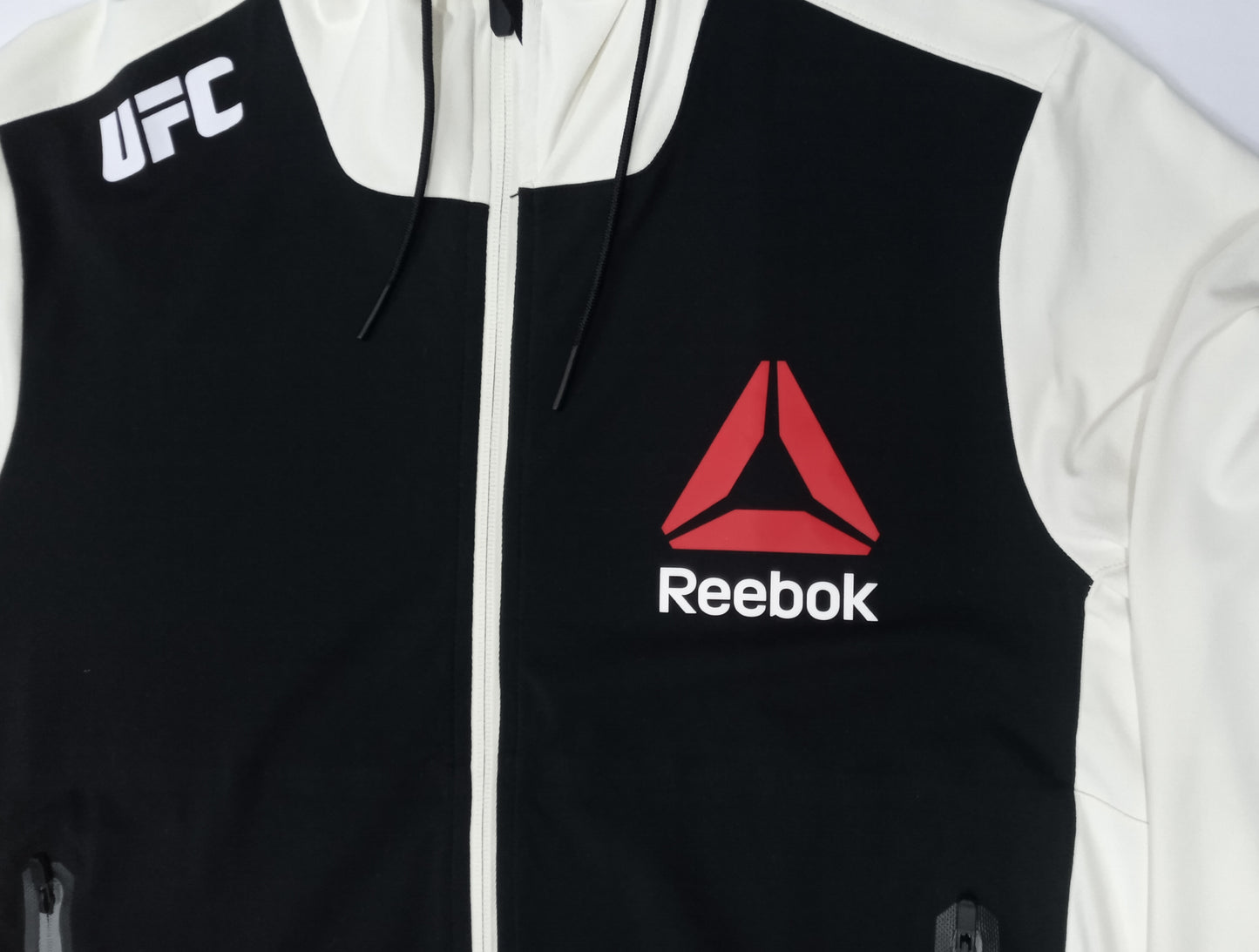 Sudadera Reebok UFC