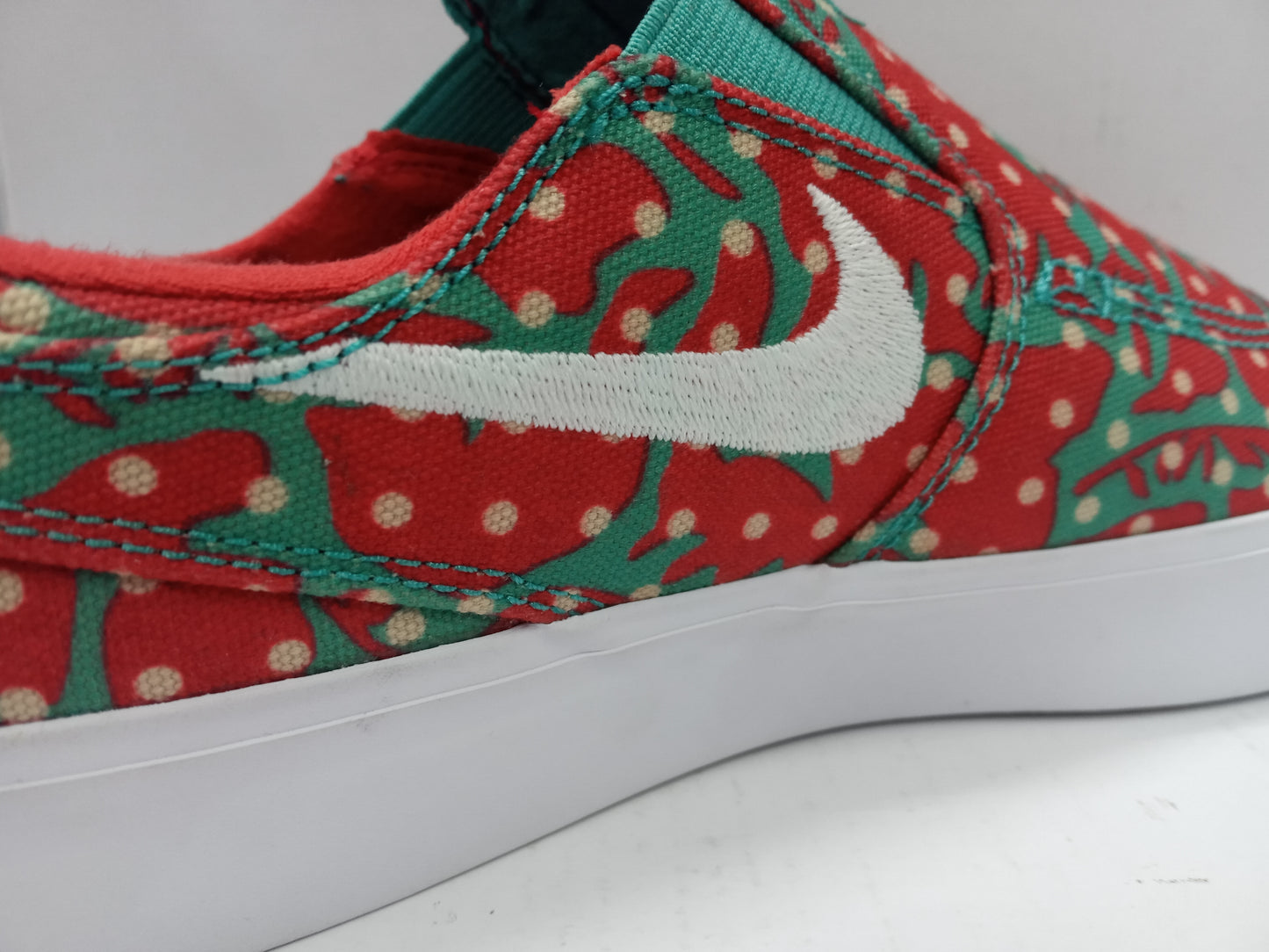 Nike Zoom Janoski Slip RM Canvas SB