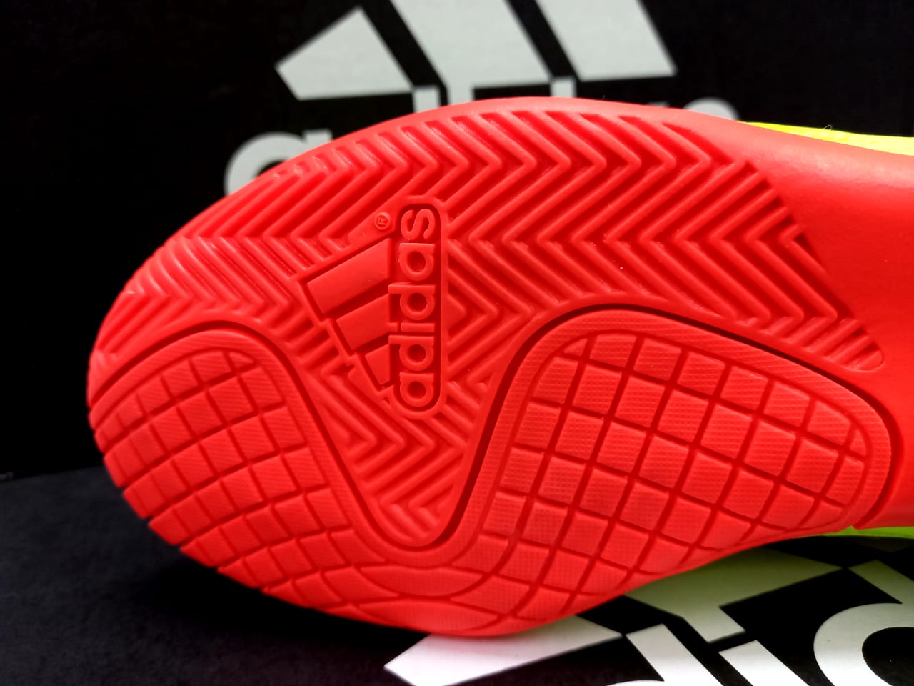 Adidas Predator Tango 18.4 IN J