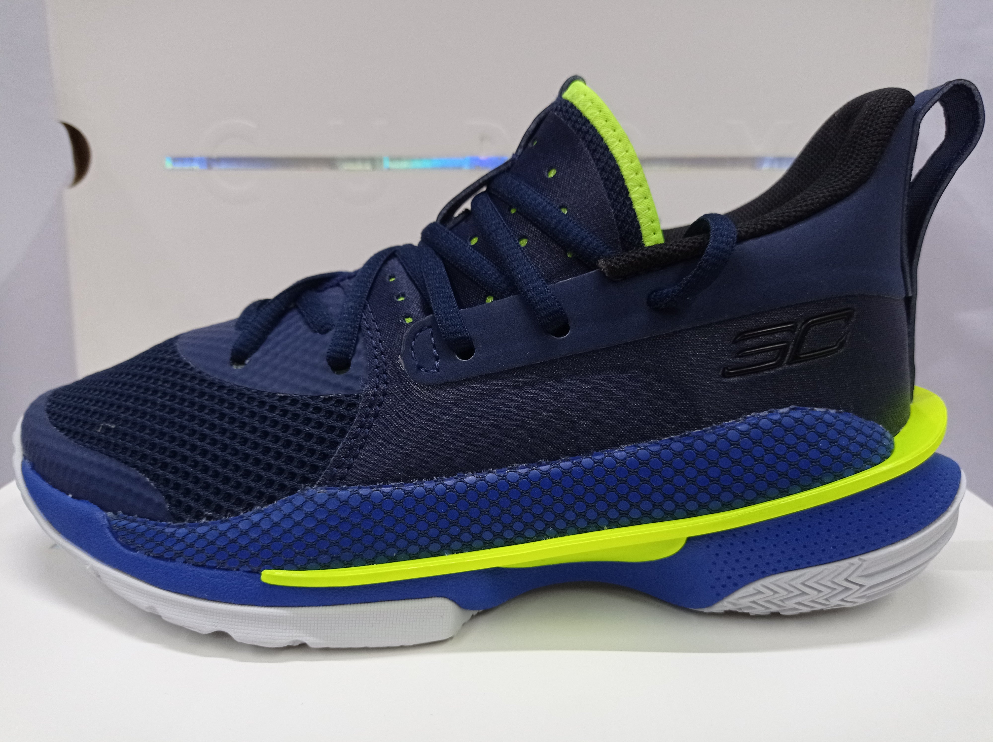 Under Armour Curry GS Dub Nation