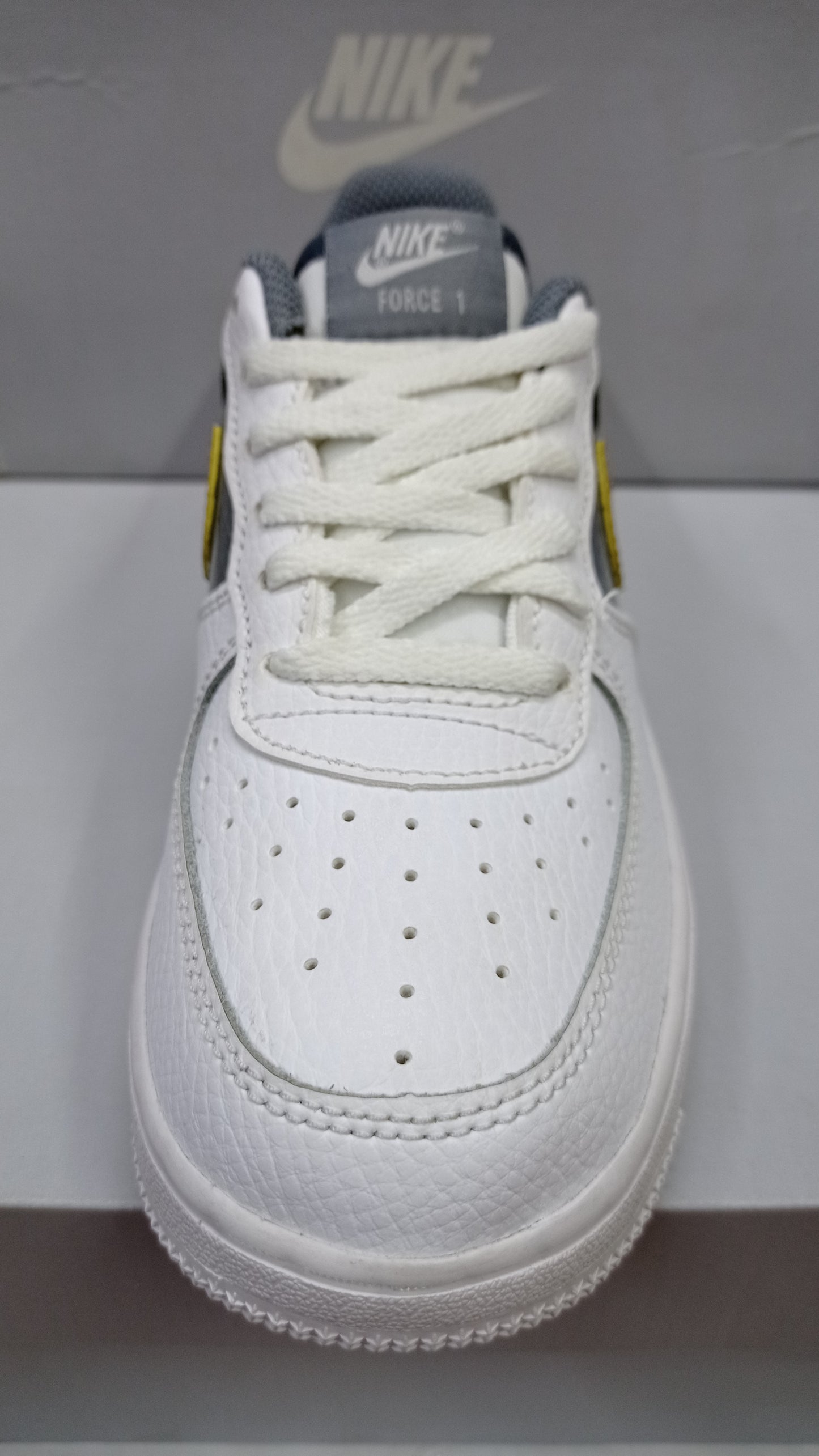 Nike Air Force 1 Gold Dragon