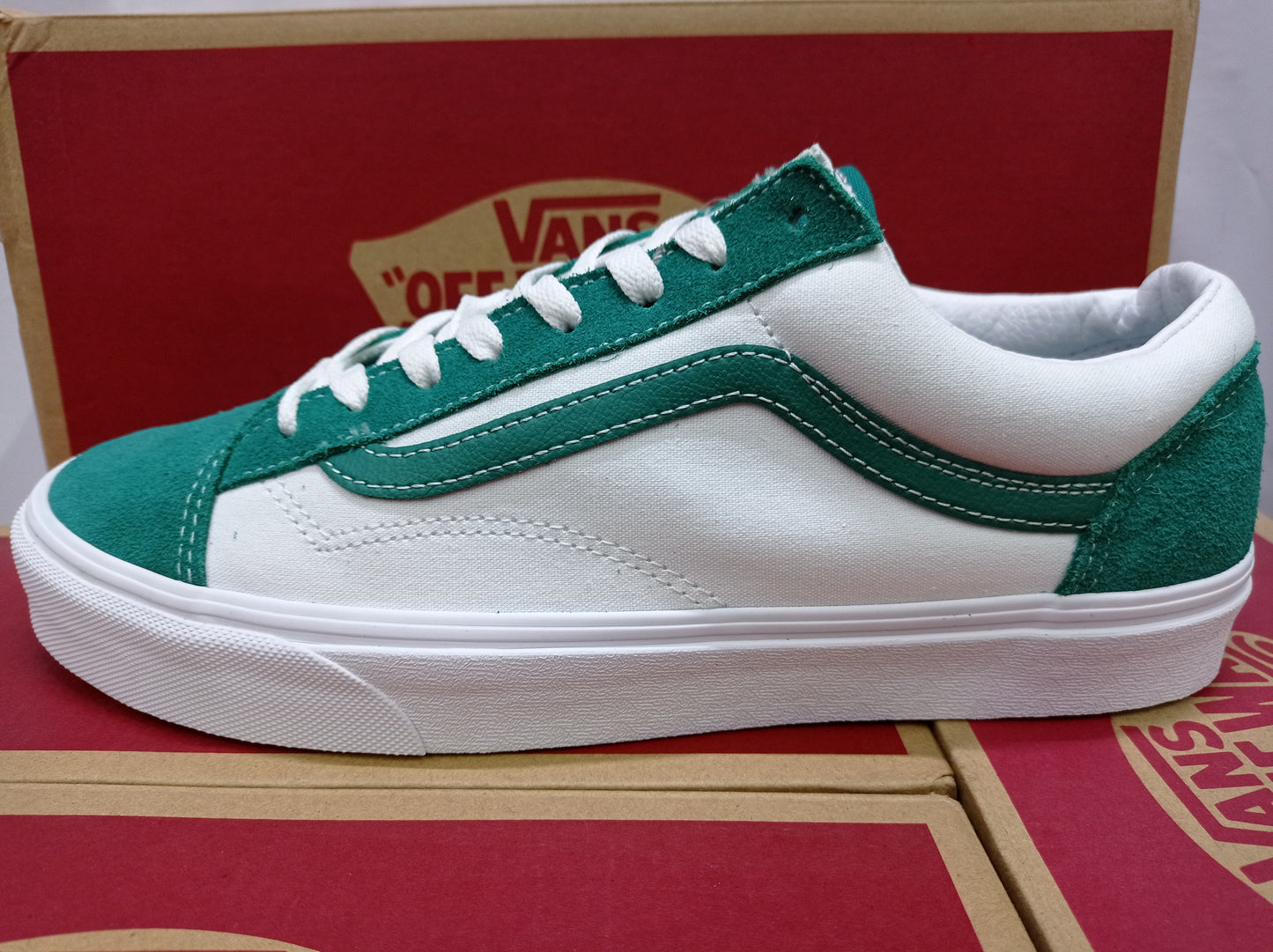 Vans Style 36
