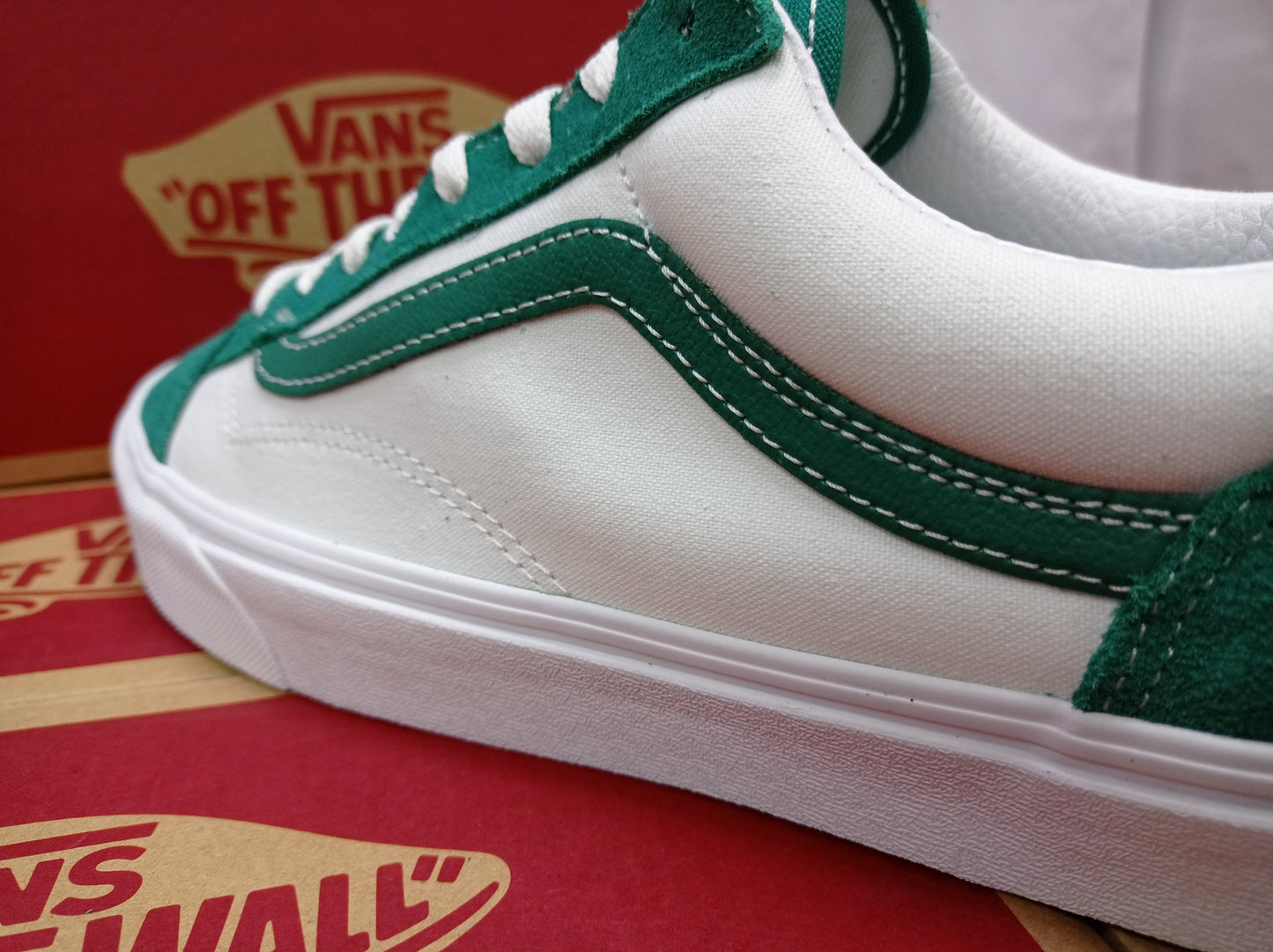 Vans Style 36