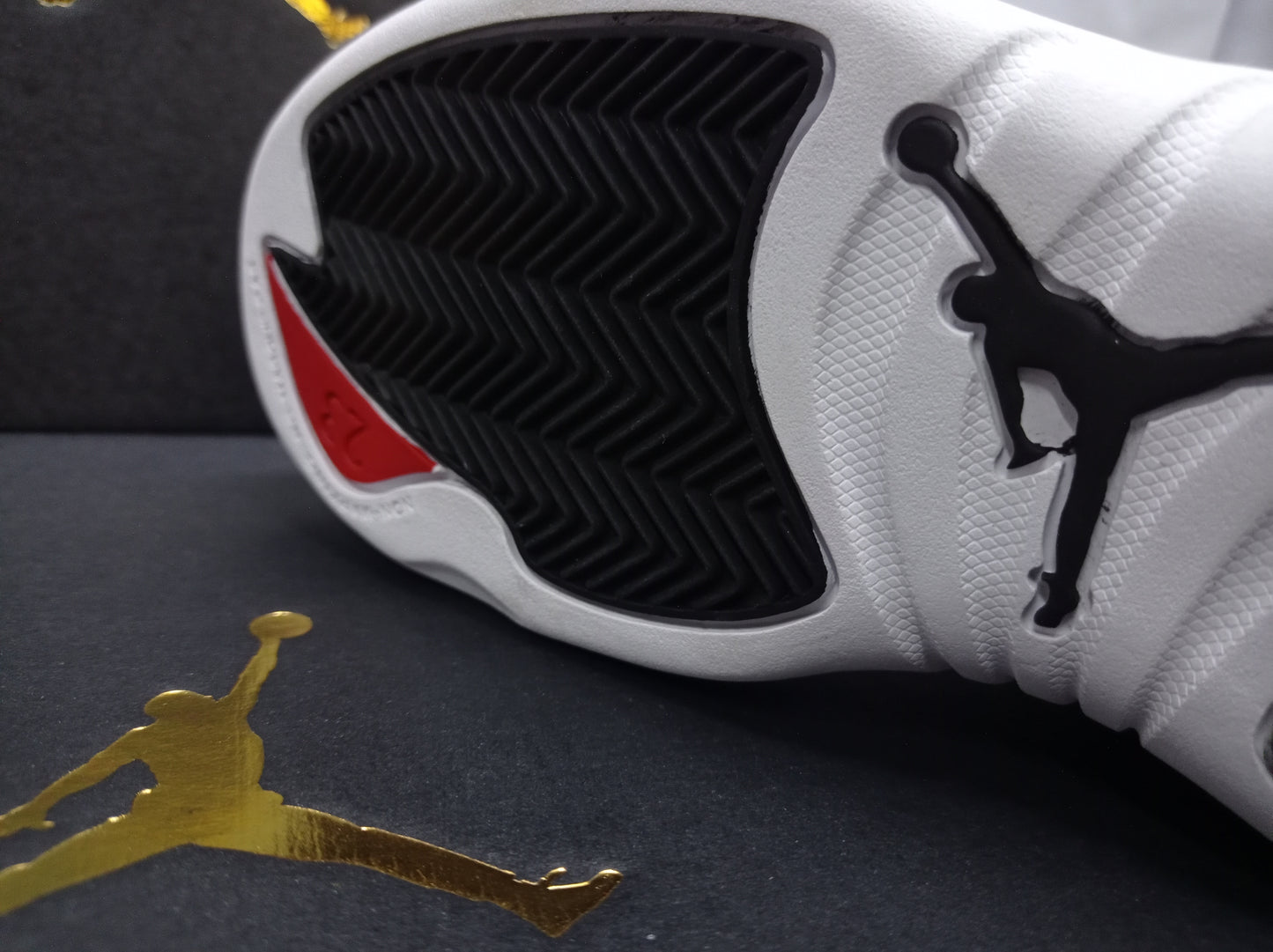 Air Jordan 12 Retro GS 'Playoff' 2022