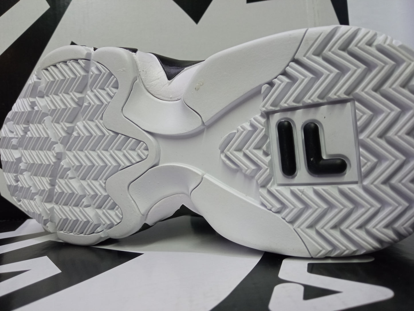 Fila MB Jamal Mashburn Night Walk