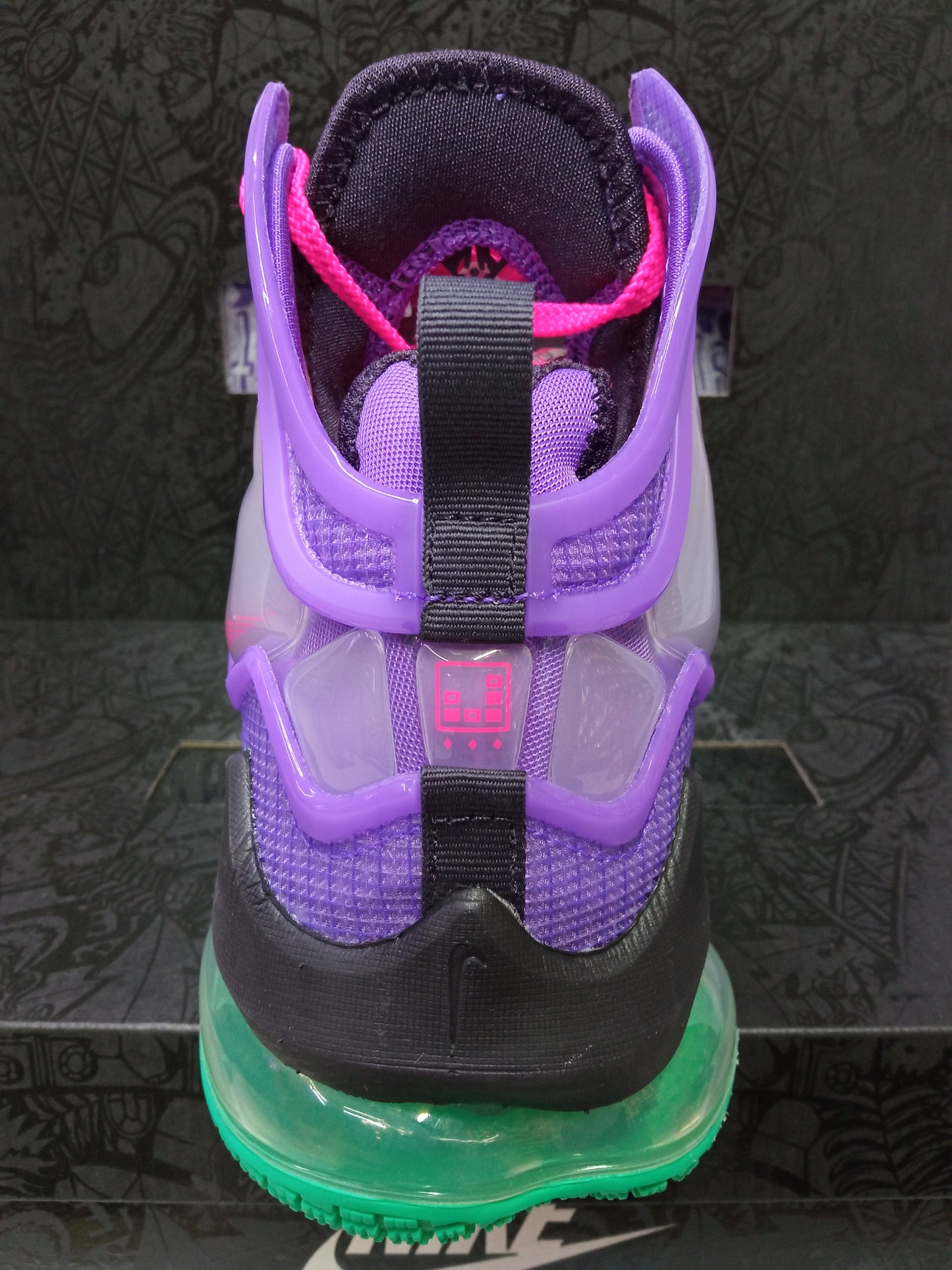 Nike LeBron 19 ''DJ Bron''