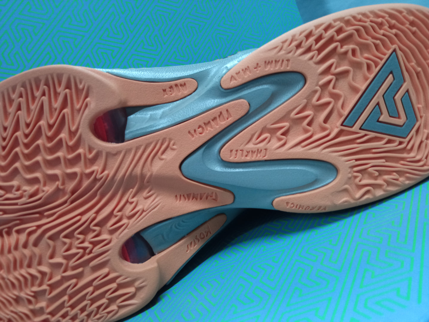 Nike Zoom Freak 4 'Letter Bro'