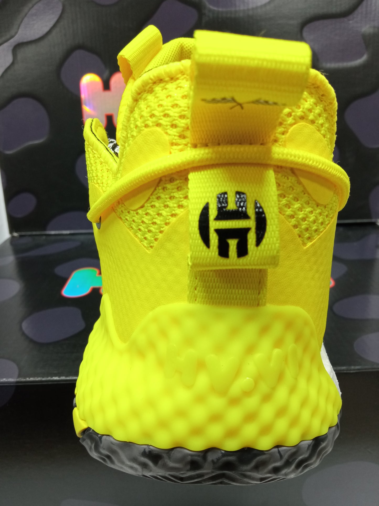 Adidas Harden Vol. 6 'Taxi'