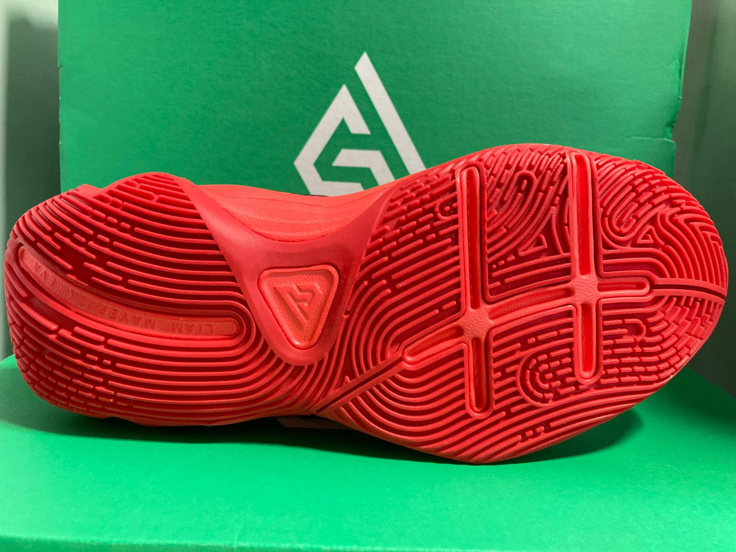 Nike Giannis Immortality 4
