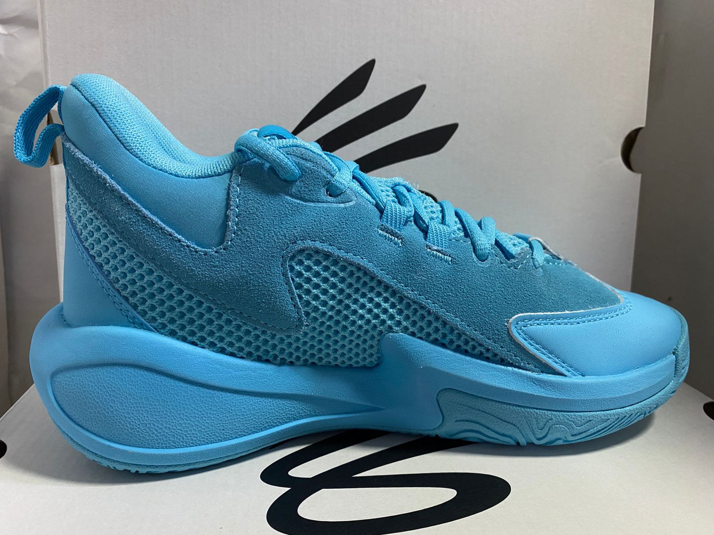 Under Armour Curry 3Z24