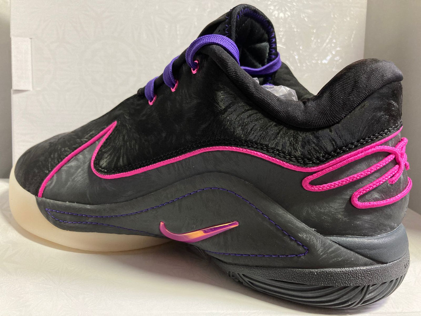 Nike LeBron 22 'Blacklight'