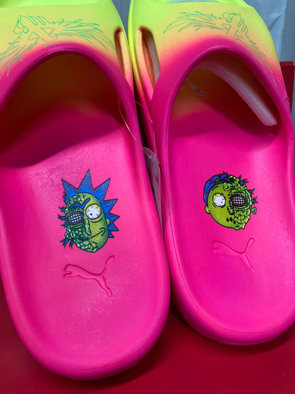 Sandalia Rick and Morty x LaMelo Ball x Shibui Cat Slide 'Adventures'