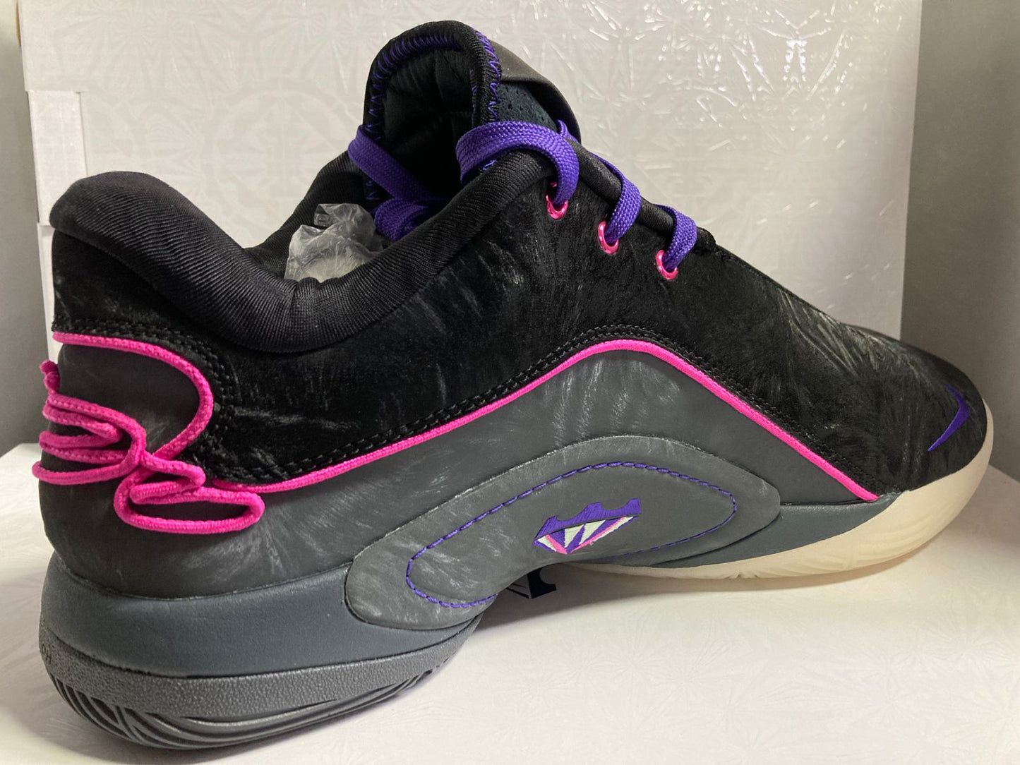 Nike LeBron 22 'Blacklight'