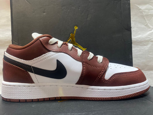 Air Jordan 1 Low GS 'Dark Pony'