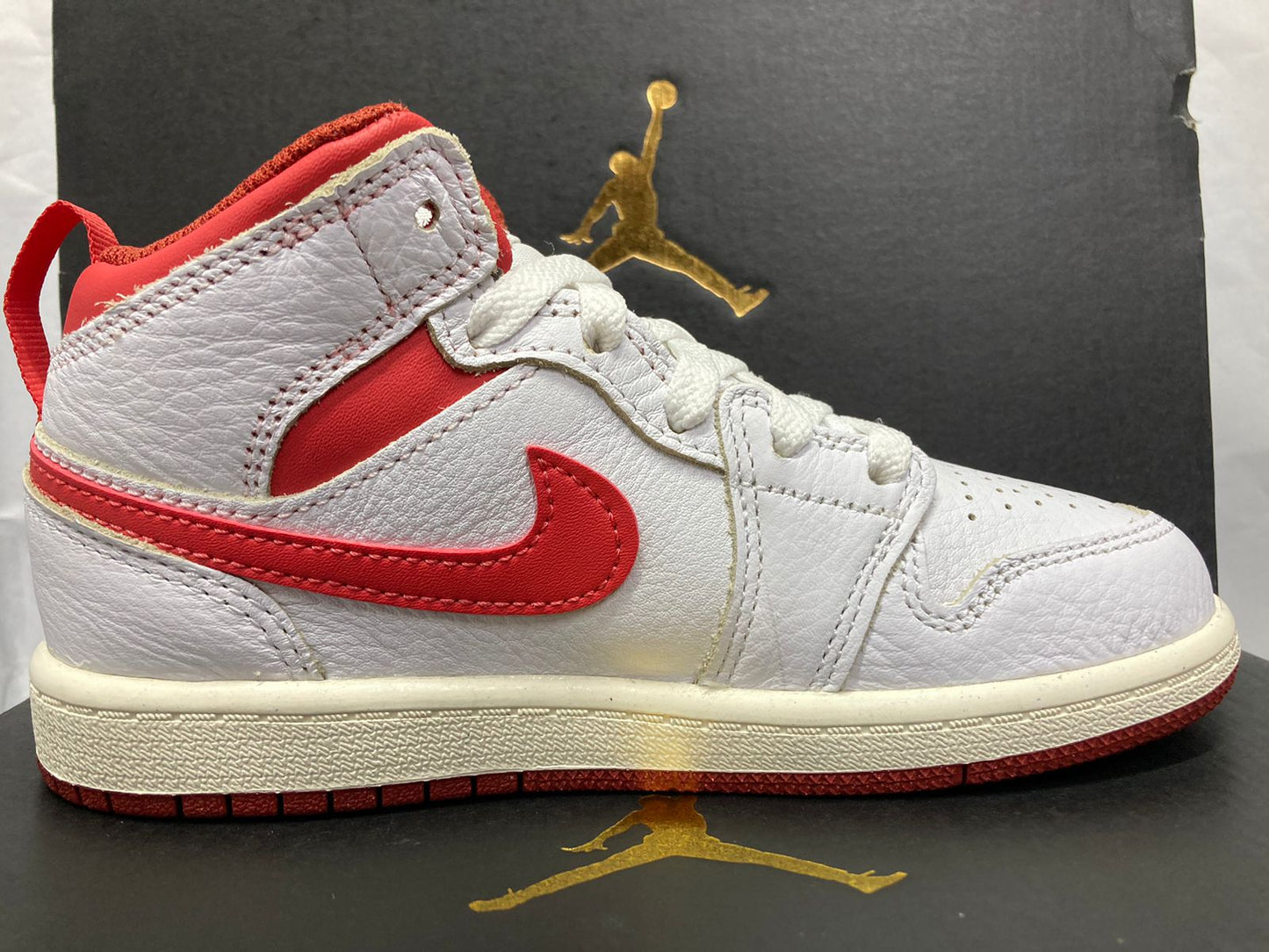 Air Jordan 1 Mid SE PS 'White Dune Red'