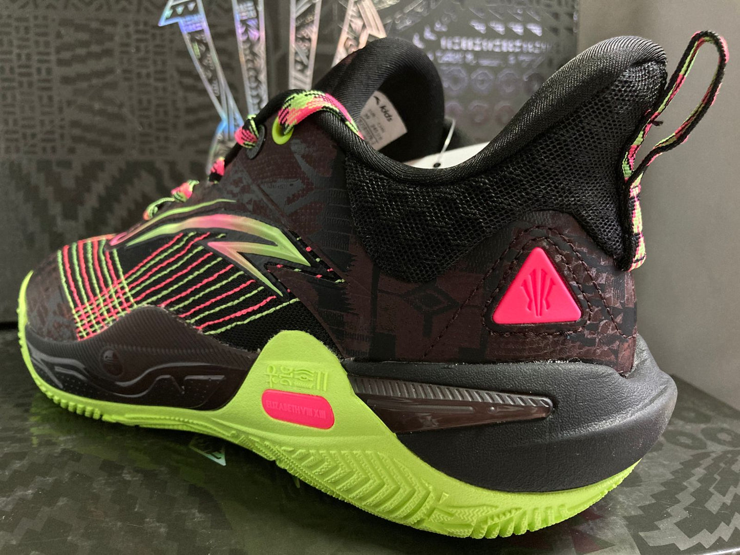 Anta kai 1 Speed kids