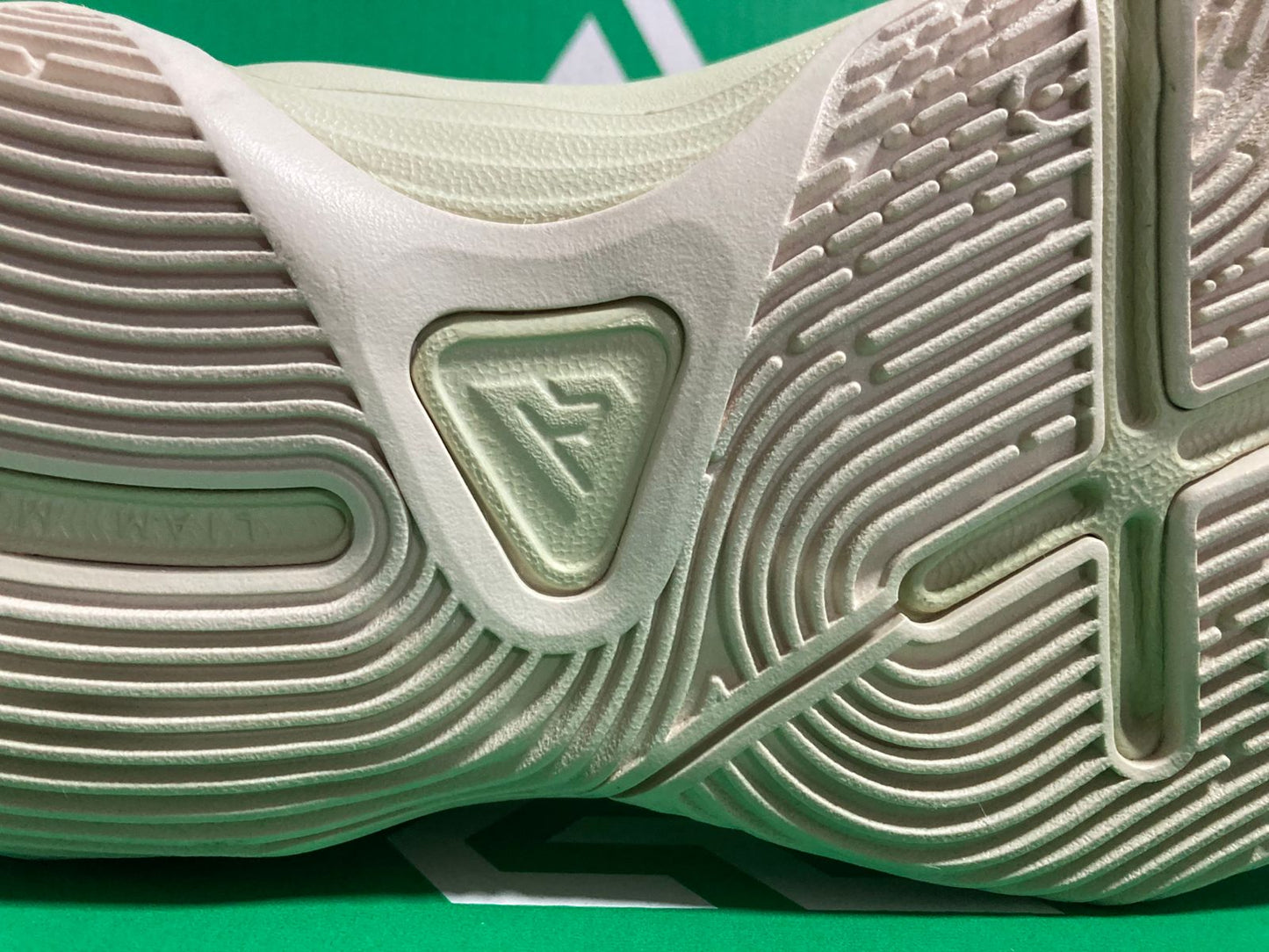 Nike Giannis Immortality 4 GS 'Light Khaki'