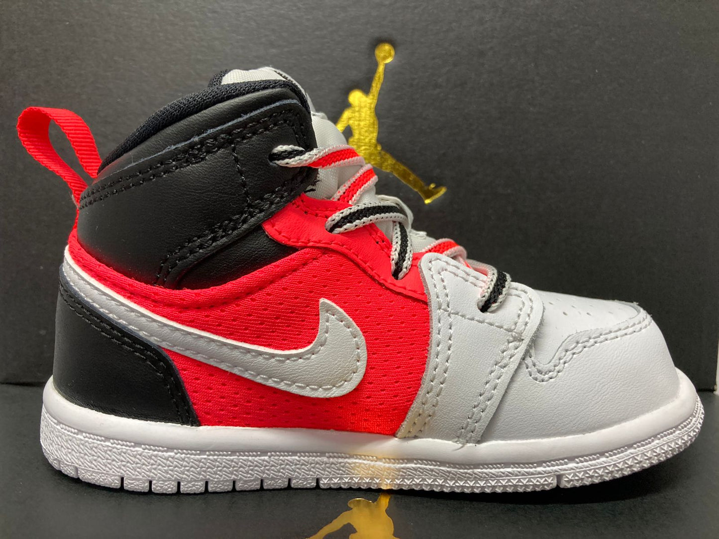 Air Jordan 1 Mid SE TD 'White Infrared'