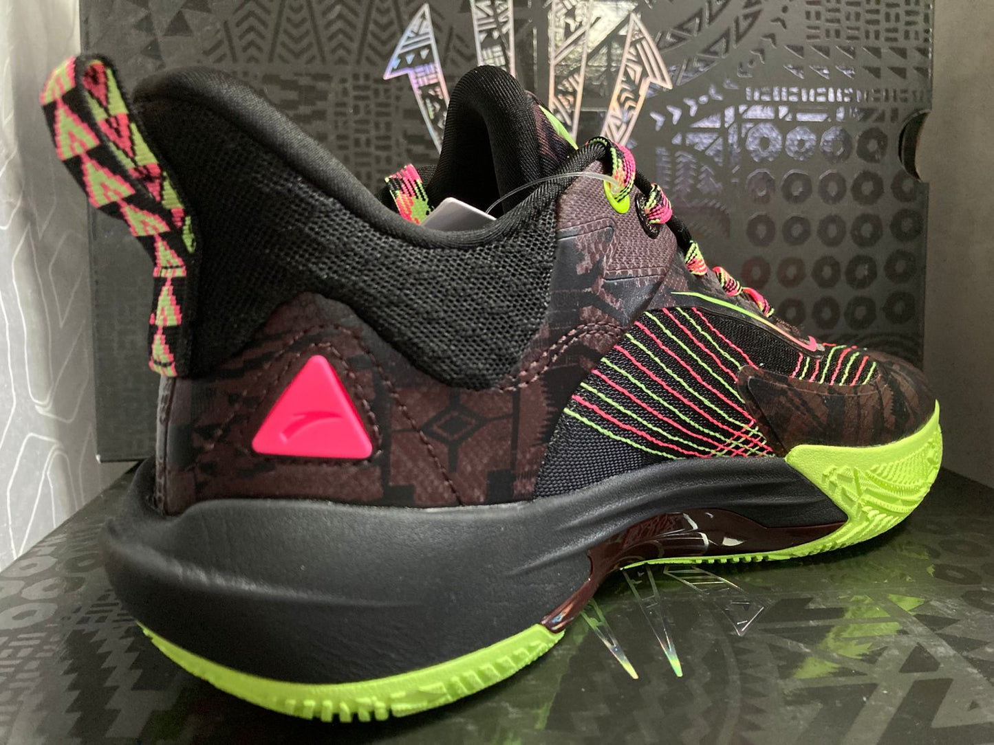 Anta kai 1 Speed kids